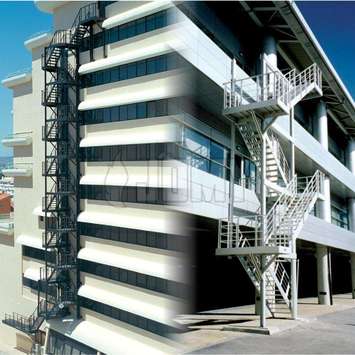 JOMY can make stairs in all kind of forms and they can be suspended or independant. Fire escapes and evacuation stairs are very durable and reliable when made in aluminum by JOMY.