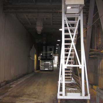JOMY| JOMY specialiseert zich in brandtrappen, brandladders, trapladders, loopbruggen, constructies op maat en andere veiligheidstoepassingen JOMY is gespecialiseerd in een breed scala van producten met inbegrip van trappen, speciale ladders, loopbruggen, trapladders, gepersonaliseerde constructies en andere veiligheidsaccessoires. Alle producten worden geproduceerd uit geanodiseerd lichtgewich