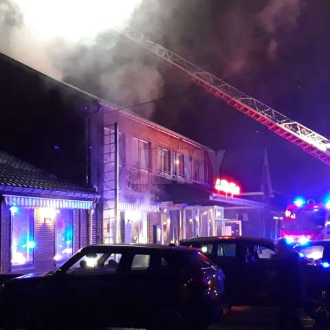 Una escalera plegable JOMY utilizada en una evacuación de la vida real después de un incendio en un apartamento en Bélgica.