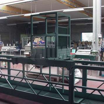 Telescopic workplatform gantry - Building Maintenance Unit